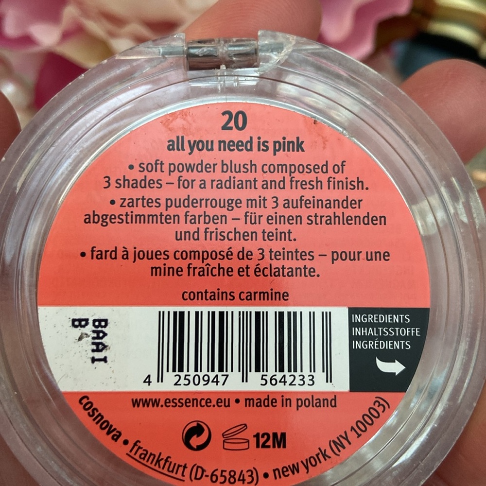 Essence Mosaic Blush - Picture 3 of 4